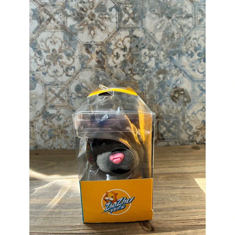 Zhu Zhu Pets Hamster Rocky 8.4 0033 Black White Electronic Toy Cepia 2009 Works